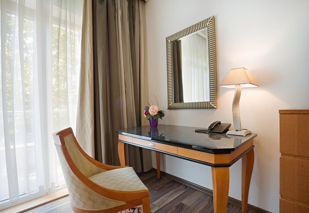 Hotel Avalon Garni Belgrade Exterior photo