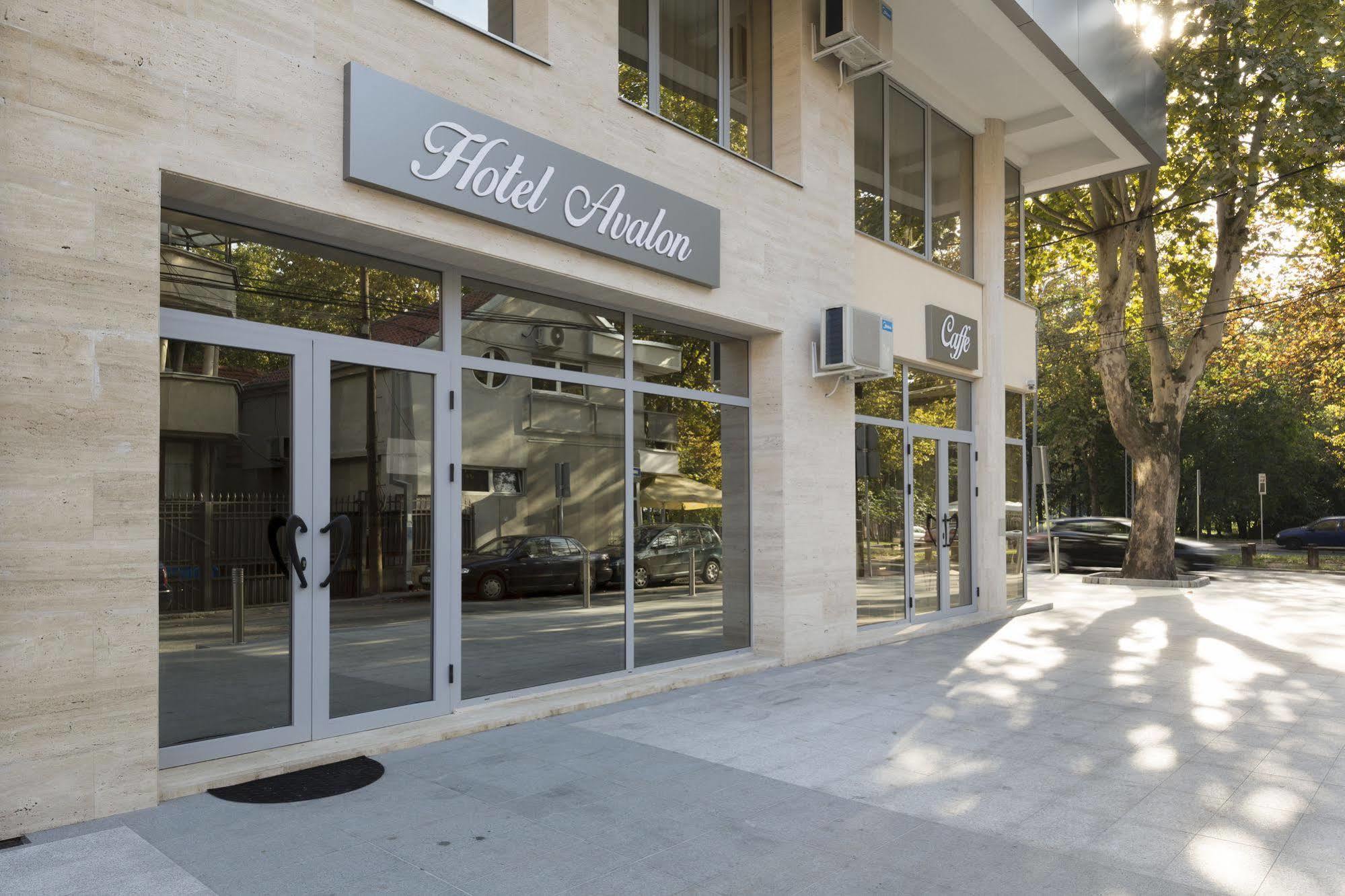 Hotel Avalon Garni Belgrade Exterior photo