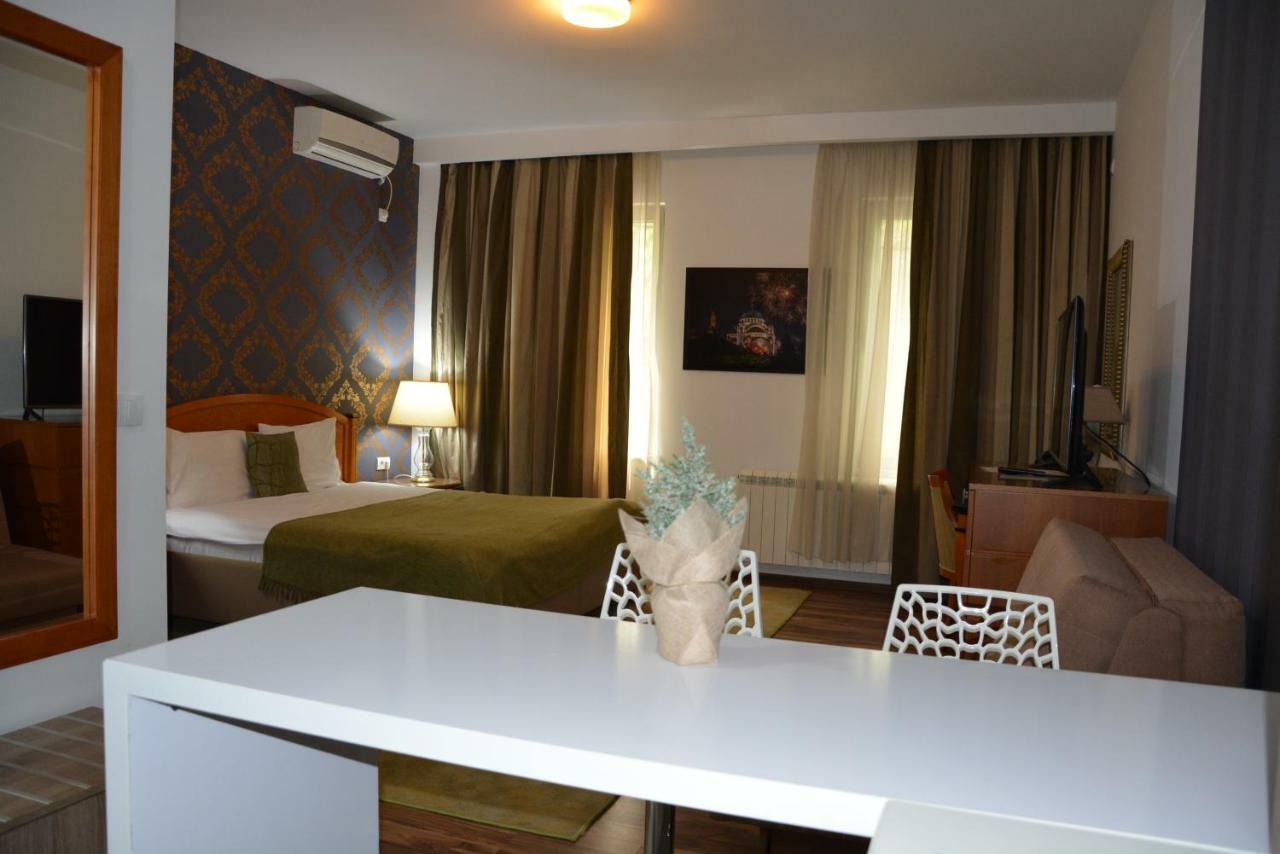 Hotel Avalon Garni Belgrade Exterior photo