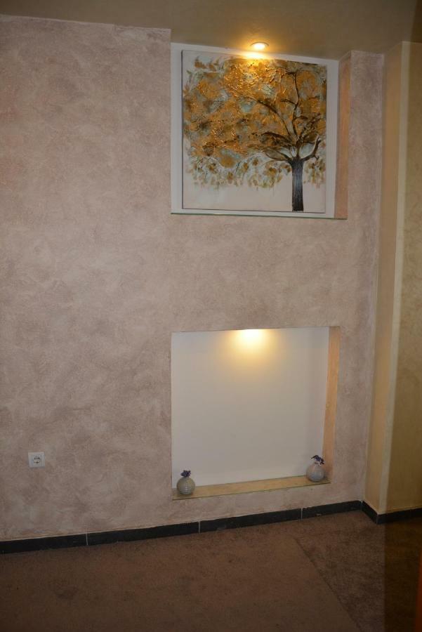 Hotel Avalon Garni Belgrade Exterior photo